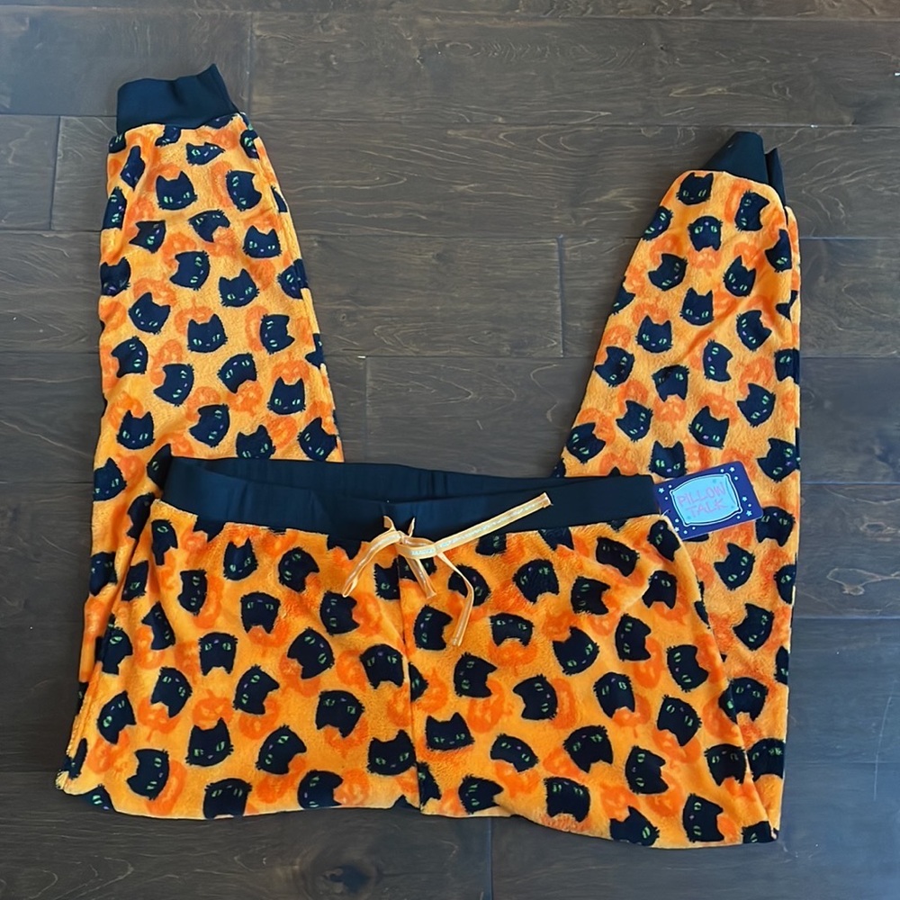 Pillow Talk womens Halloween Cat Print Plush Pajama Pants New Orange black - Picture 1 of 2
